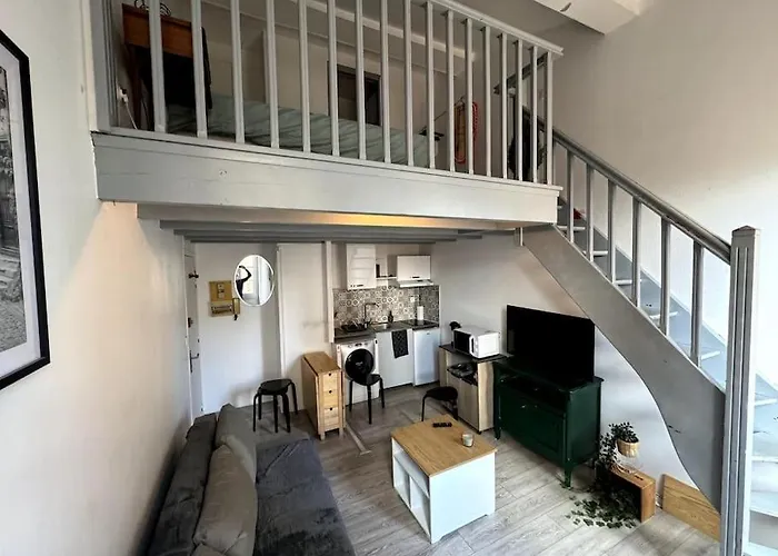 Centre - Gare Matabiau - Grand Duplex Lägenhet